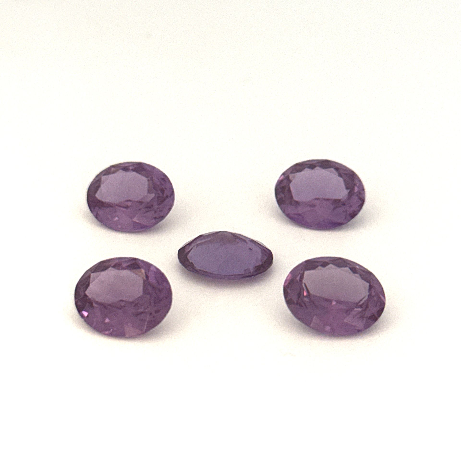 Aleksandrit-laboratorijski 8x6 mm - Bel Diamonds
