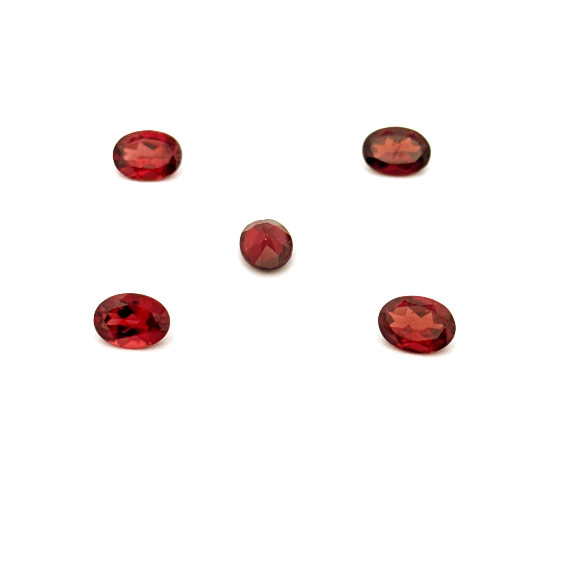 Granat-prirodan 7x5 mm - Bel Diamonds