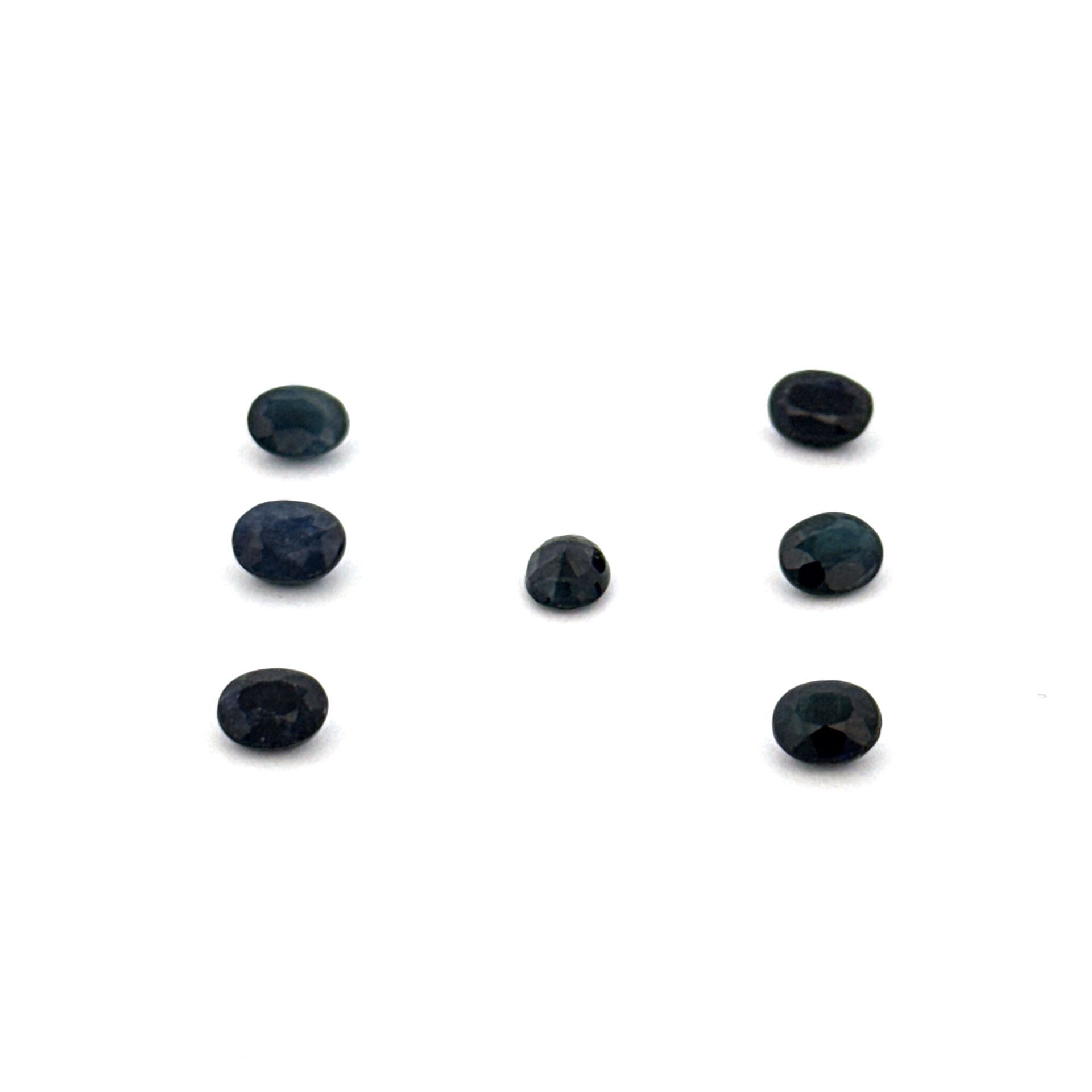 Crni safir 5x3 mm - Bel Diamonds