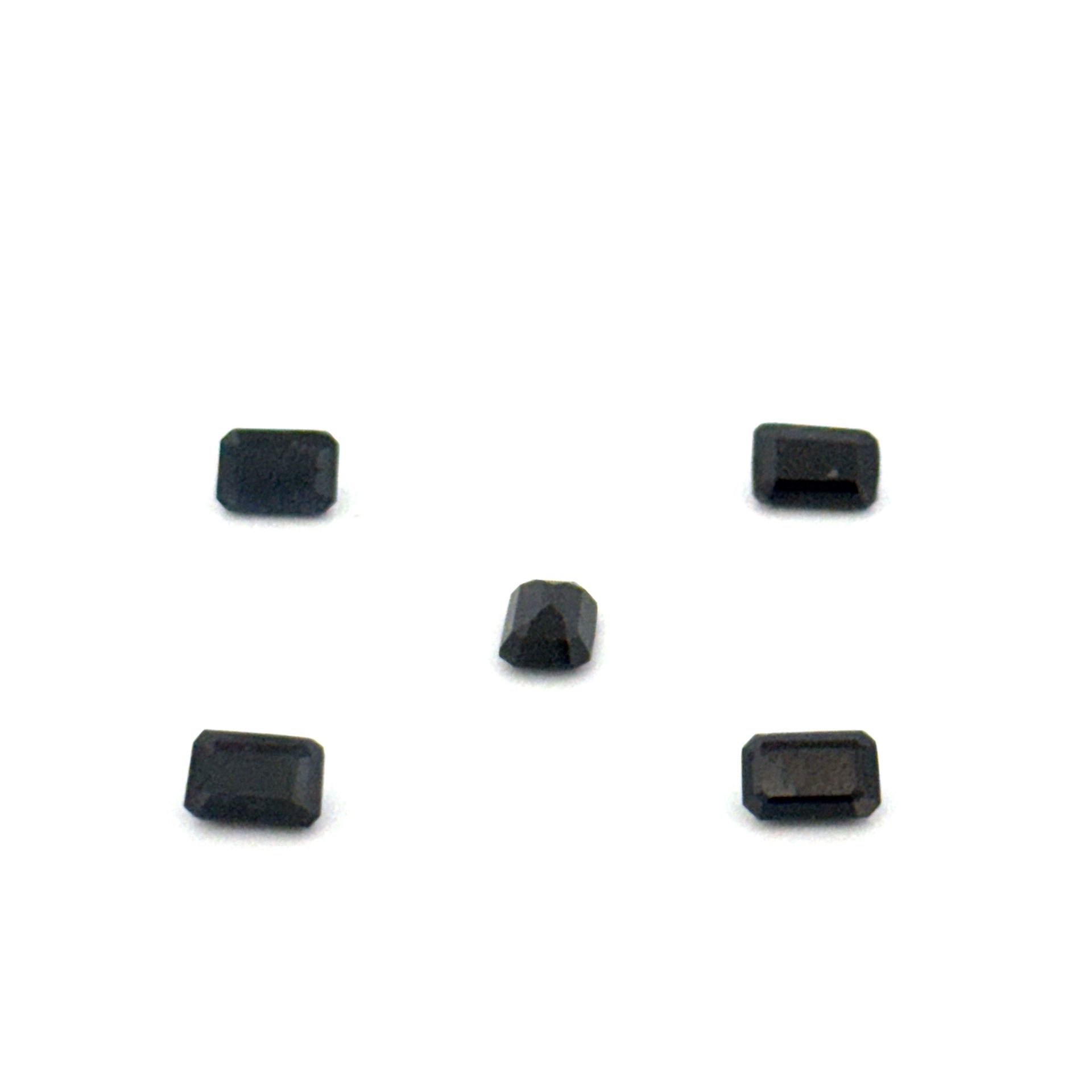 Crni safir 6x4 mm - Bel Diamonds