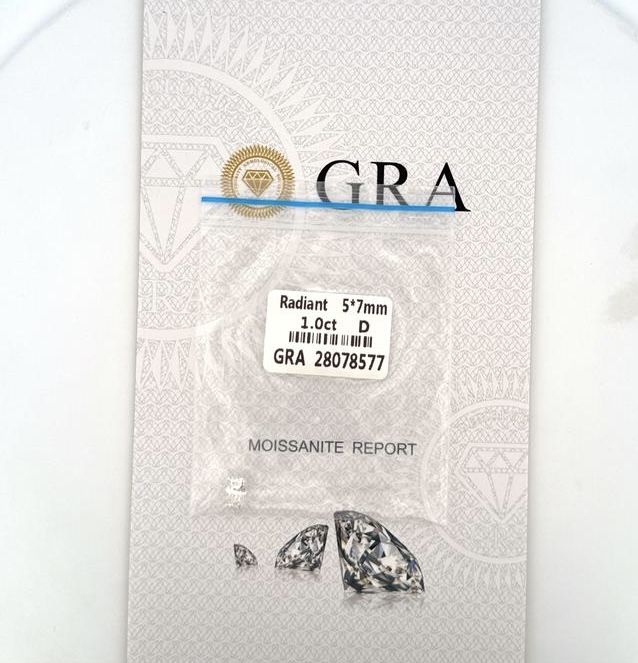 products/3462/IMG_4892.jpeg - Moisanit 5x7 mm radiant - Bel Diamonds