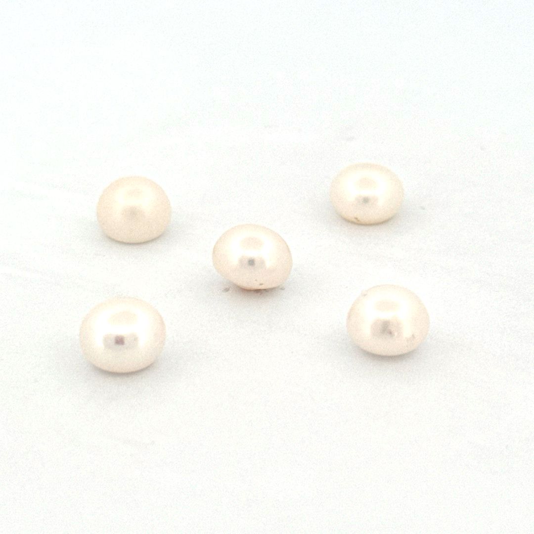 Biser-prirodan rečni krug 5,5 mm - Bel Diamonds