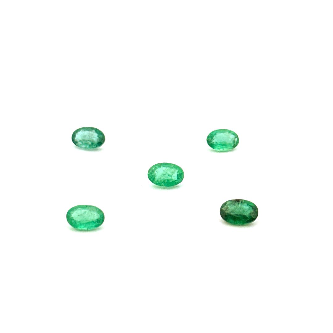 Smaragd-prirodan oval (6X4)mm - Bel Diamonds